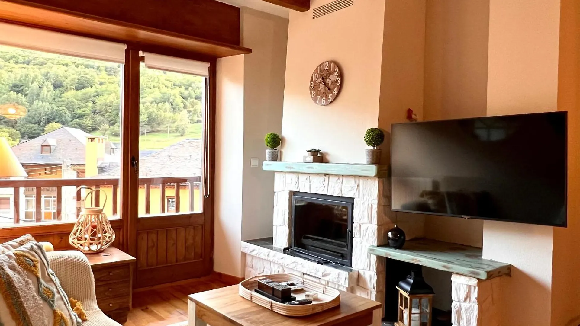 Apartment Apartamento Sol De Espot - L'Amfitriona